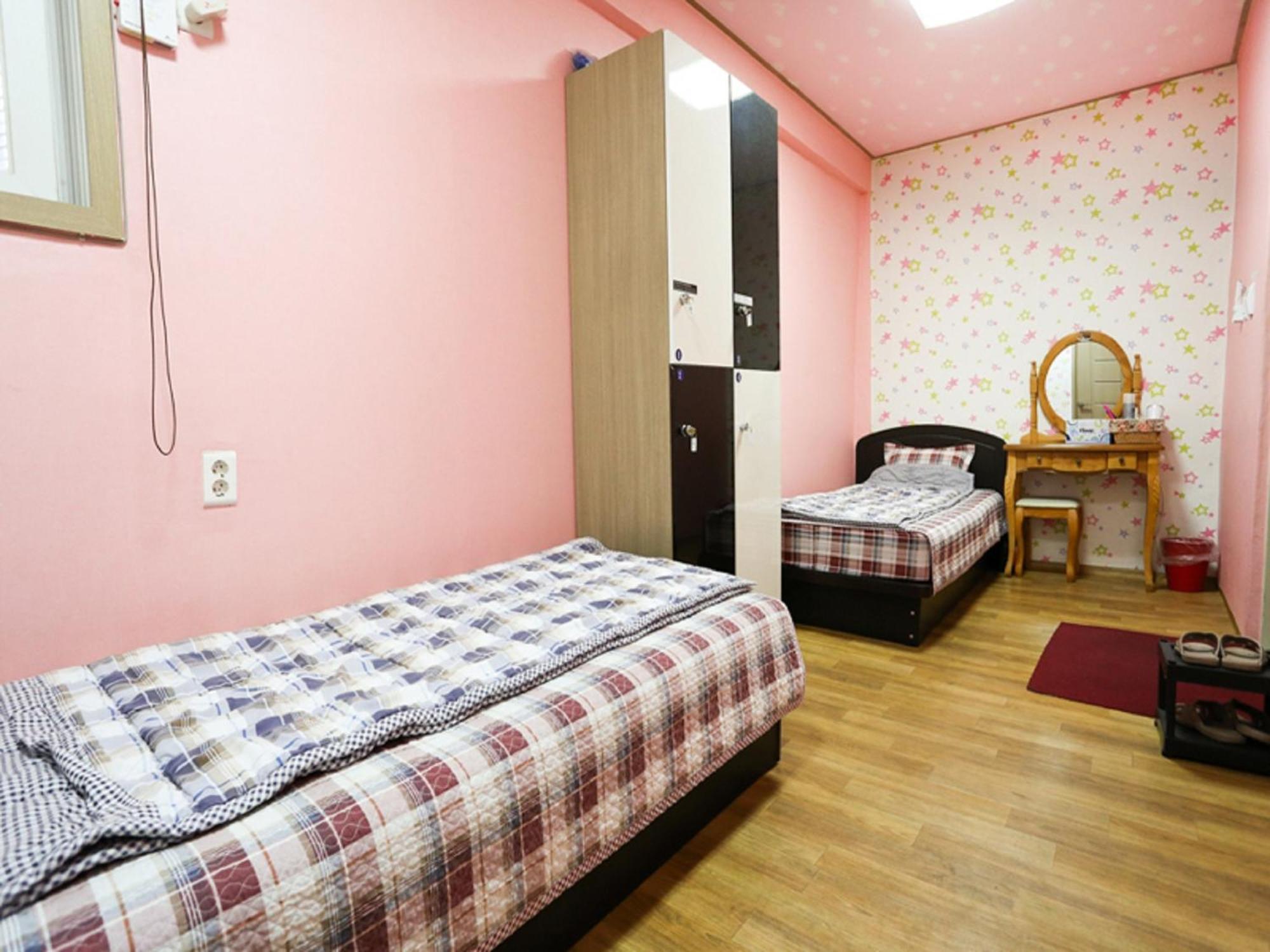 Funstay Inn Guesthouse Busan Bilik gambar
